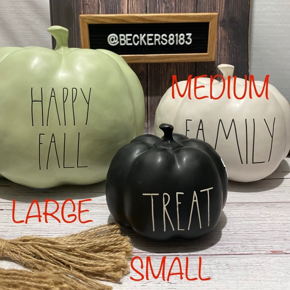 {PRICE FIRM/NO OFFERS} RAE DUNN | āTRICKā Small Ceramic Pumpkin {1 Available} - Picture 2 of 3